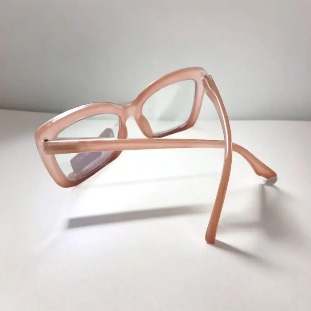 Stylens these grace
